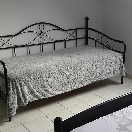 Au Caprice Du Mont Frühstückspension 3*