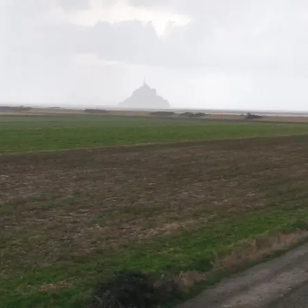 فندق مبيت وإفطار Au Caprice Du Mont Vains